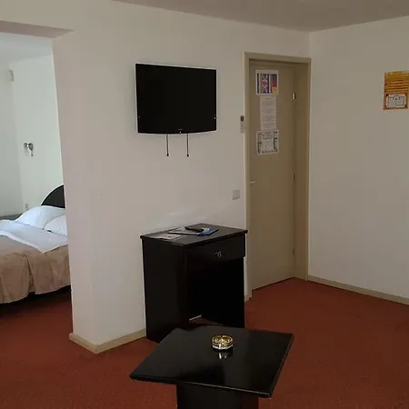 Guest house Paloma 3*